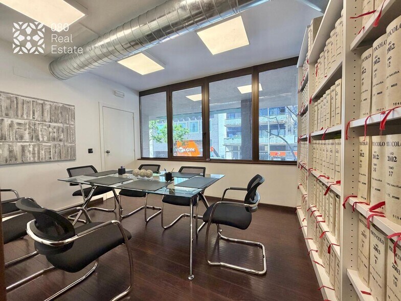 Bureau dans Barcelone, Barcelona à louer - Photo du bâtiment - Image 2 de 2