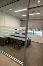 576 Broadhollow Rd, Melville, NY for lease Interior Photo- Image 2 of 4