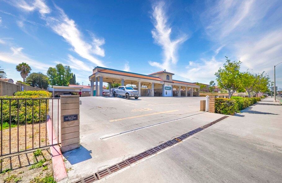 1352 N Santa Fe Ave, Vista, CA for sale - Building Photo - Image 3 of 19