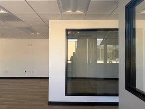 1025 Prospect St, La Jolla, CA for lease Interior Photo- Image 2 of 7