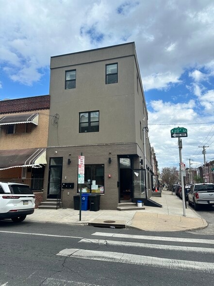 1439 S 20th St, Philadelphia, PA for lease - Building Photo - Image 2 of 9