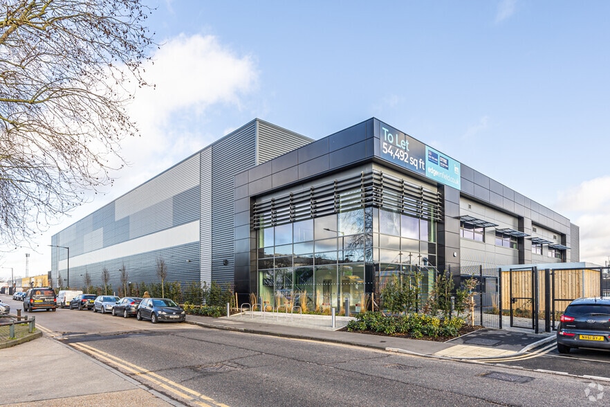 Baird Rd, Enfield for lease - Building Photo - Image 1 of 3