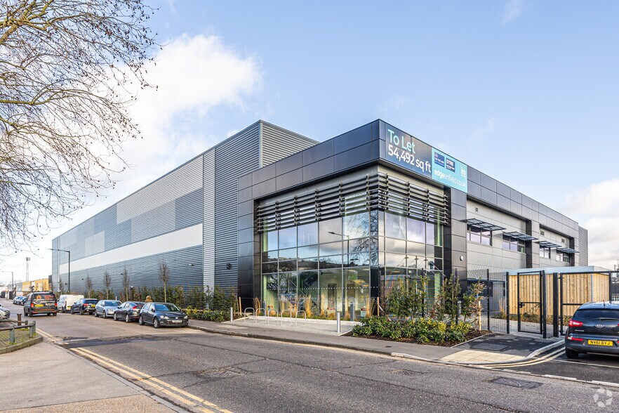 Baird Rd, Enfield à louer - Photo du bâtiment - Image 1 de 3