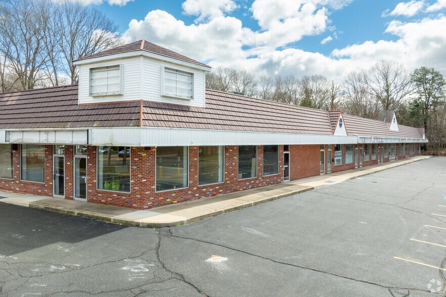 200-232 Middle Country Rd, Middle Island, NY for lease - Primary Photo - Image 1 of 7