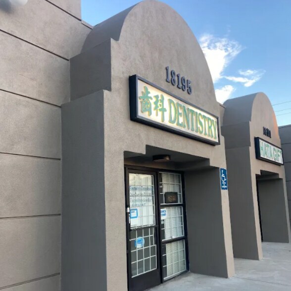 18183-18195 Van Ness Ave, Torrance, CA à louer - Photo du bâtiment - Image 3 de 6