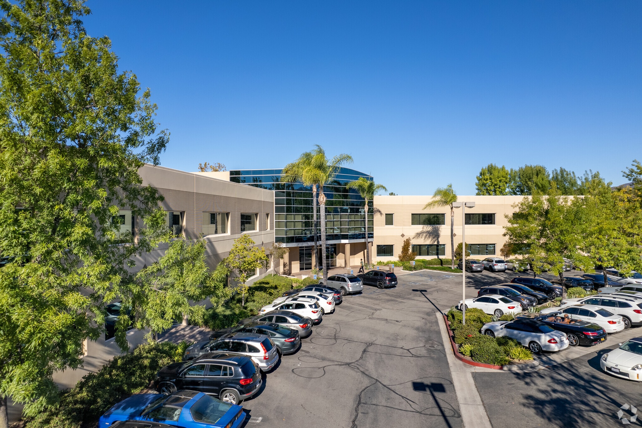 22342 Avenida Empresa, Rancho Santa Margarita, CA à louer Photo principale- Image 1 de 7