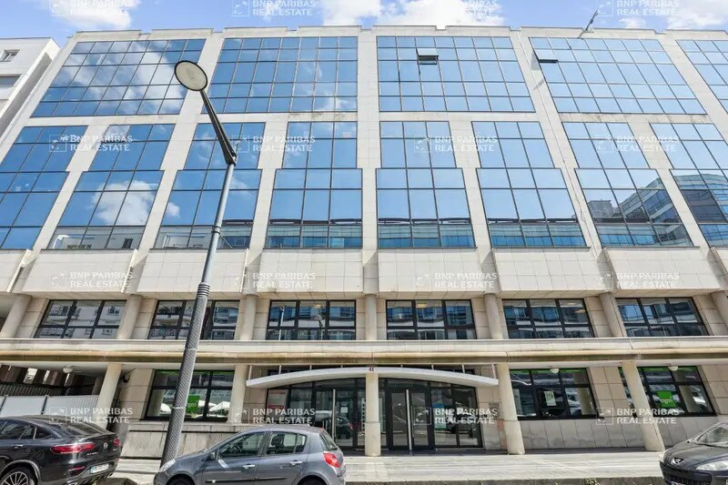 41-43 Avenue Du Centre, Montigny-le-Bretonneux for lease Building Photo- Image 1 of 21