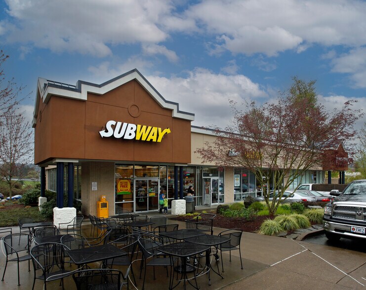 1885 Blankenship Rd, West Linn, OR à louer - Photo du bâtiment - Image 2 de 4