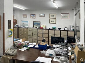 Retail in Alcorcón, Madrid for lease Interior Photo- Image 2 of 4