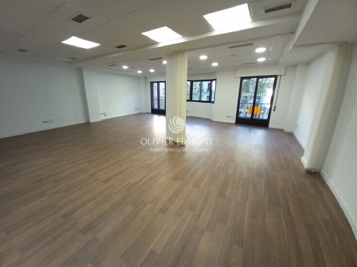 Office in Madrid, Madrid for lease - Interior Photo - Image 2 of 5