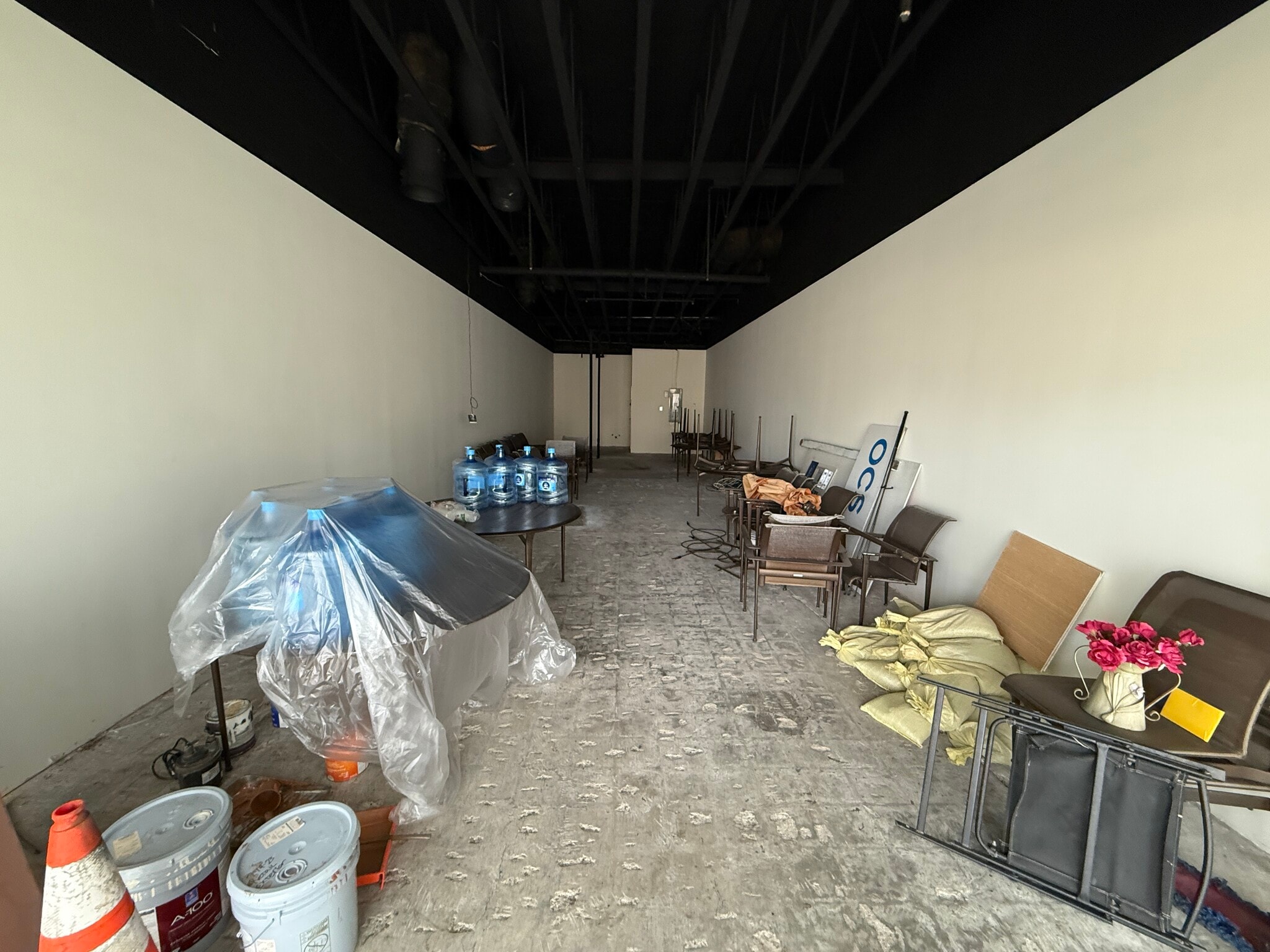 840 The City Dr S, Orange, CA à louer Photo intérieure- Image 1 de 1