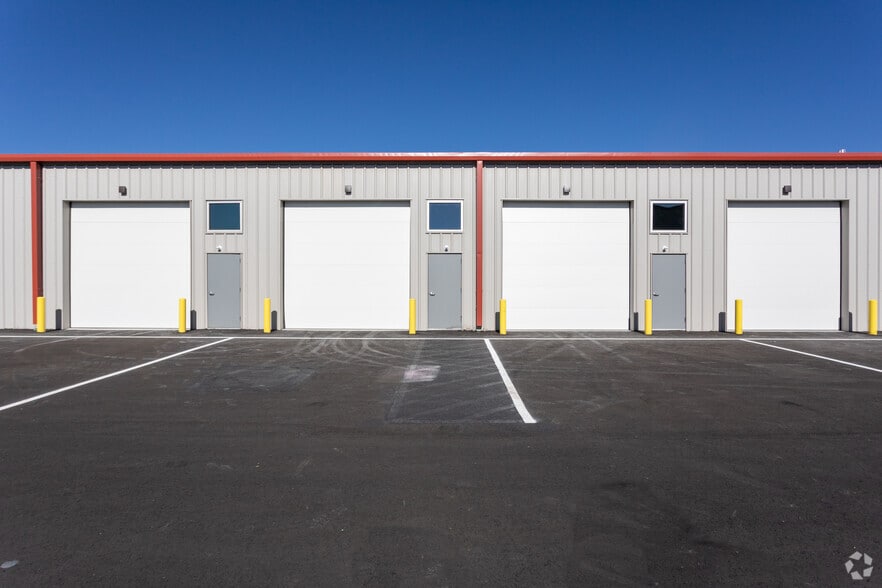 707 Plane St, Gypsum, CO for lease - Building Photo - Image 3 of 48