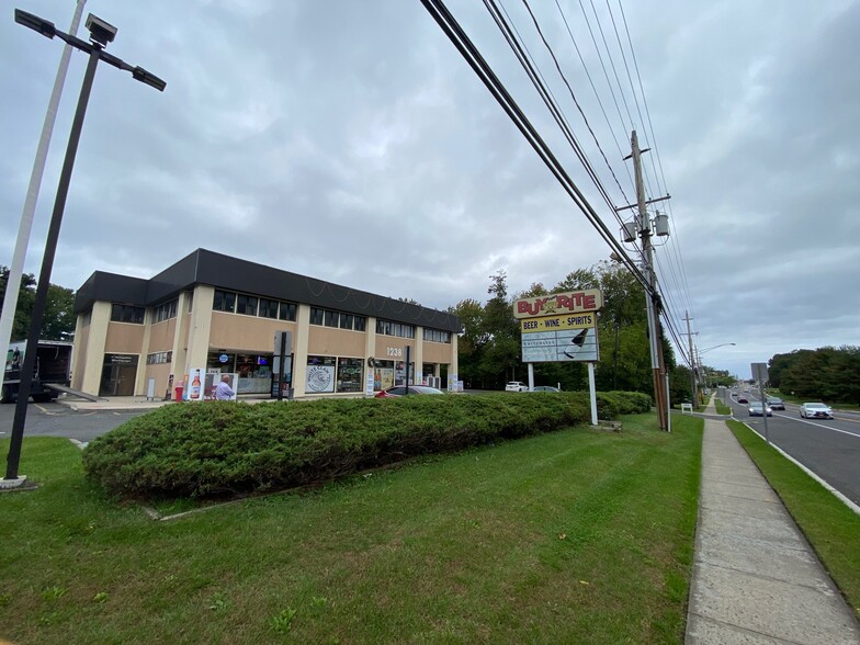 1238 Rt 34, Aberdeen, NJ for lease - Building Photo - Image 1 of 7