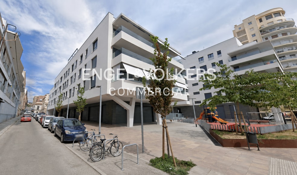 Retail in Mataró, Barcelona for lease - Building Photo - Image 1 of 2