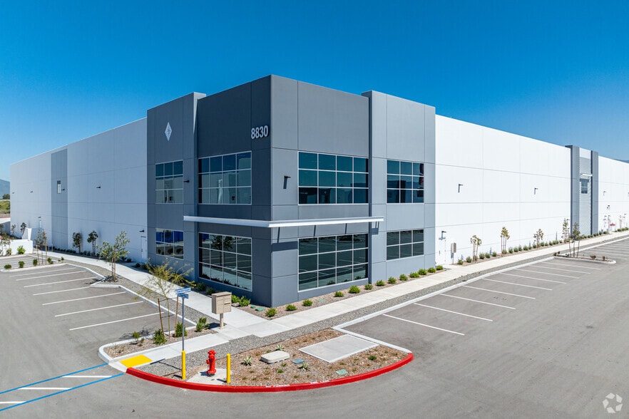 8830 Cypress Ct, San Diego, CA for sale - Building Photo - Image 1 of 4