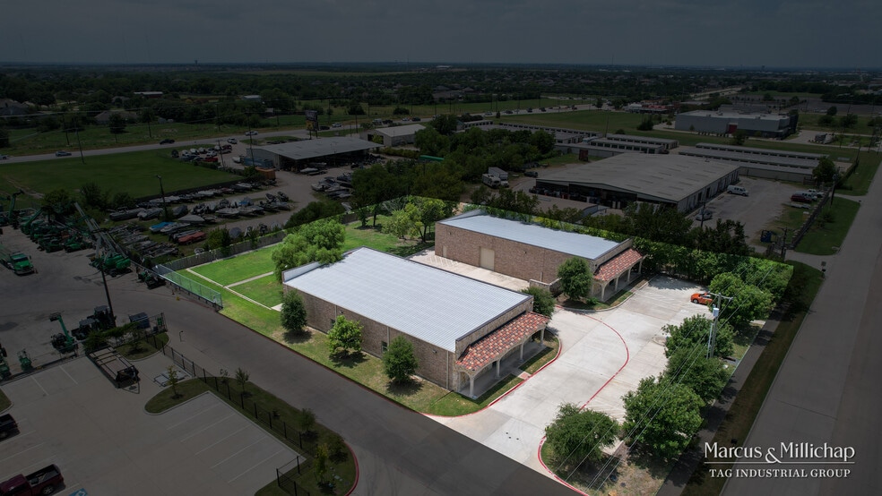 3275-3285 Springer Ln, Rockwall, TX for sale - Building Photo - Image 2 of 11