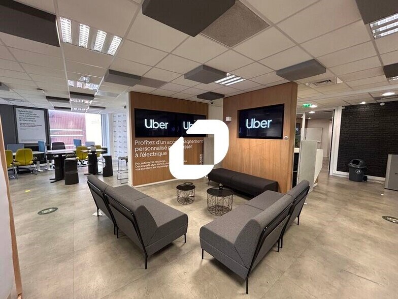 Office in Aubervilliers for lease - Interior Photo - Image 3 of 16