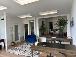 4379 Piedmont Ave, Oakland, CA for lease Interior Photo- Image 2 of 10