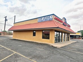 3333 Yarbrough Dr, El Paso, TX for lease Building Photo- Image 2 of 9