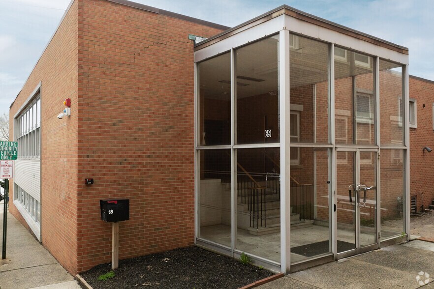 69 Lydecker St, Nyack, NY à louer - Photo du bâtiment - Image 3 de 11