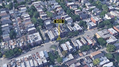 2205 W Roscoe St, Chicago, IL - AERIAL  map view