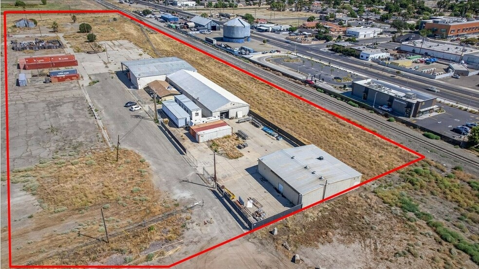 925 M St, Firebaugh, CA for sale - Building Photo - Image 3 of 47