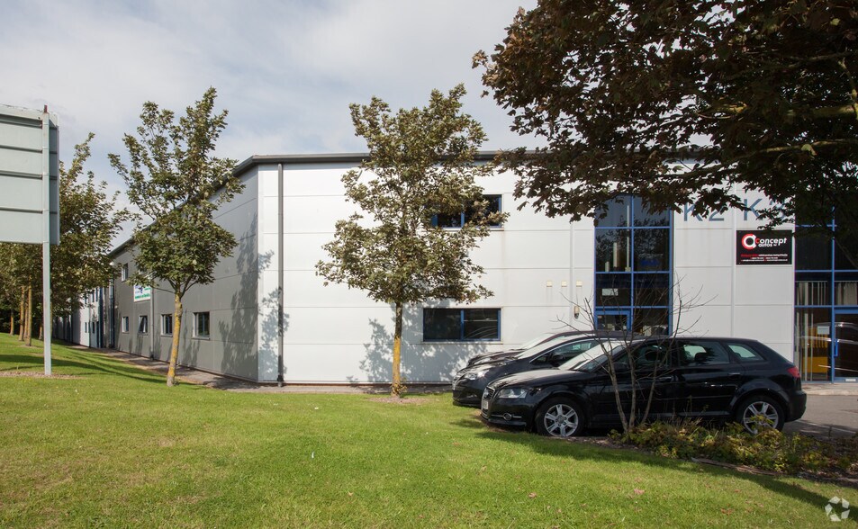 Foreshore Rd, Cardiff for lease - Building Photo - Image 2 of 7