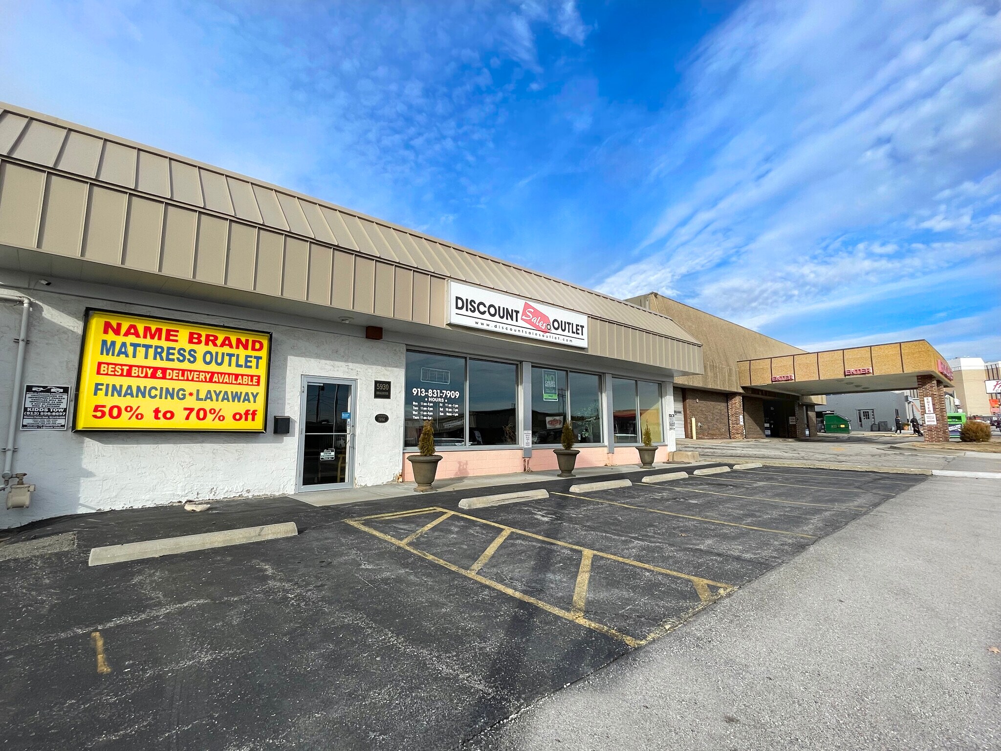 5930 Broadmoor St, Mission, KS for sale Building Photo- Image 1 of 5