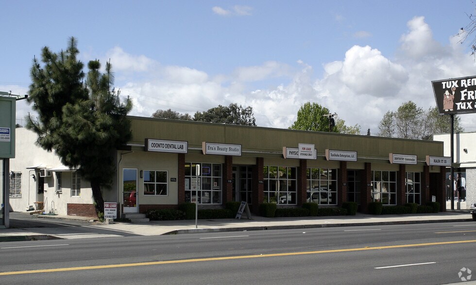 117-123 N San Gabriel Blvd, San Gabriel, CA à louer - Photo du bâtiment - Image 2 de 15