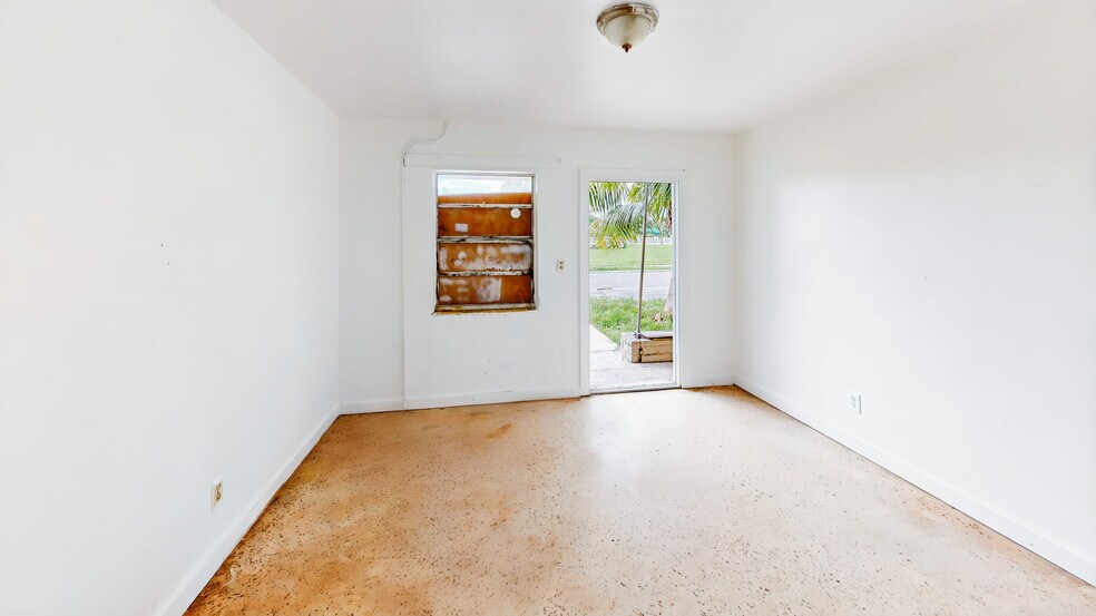 1478 NW 2nd Ave, Florida City, FL à vendre - Photo du bâtiment - Image 3 de 47
