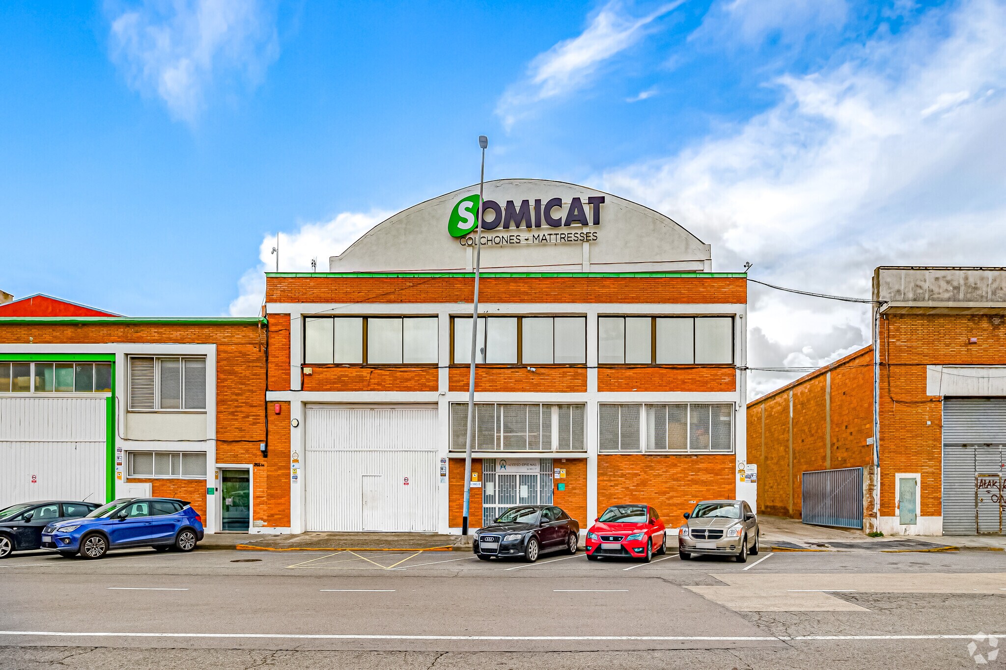 257 Carretera del Mig, L'Hospitalet de Llobregat, Barcelona à vendre Photo principale- Image 1 de 5