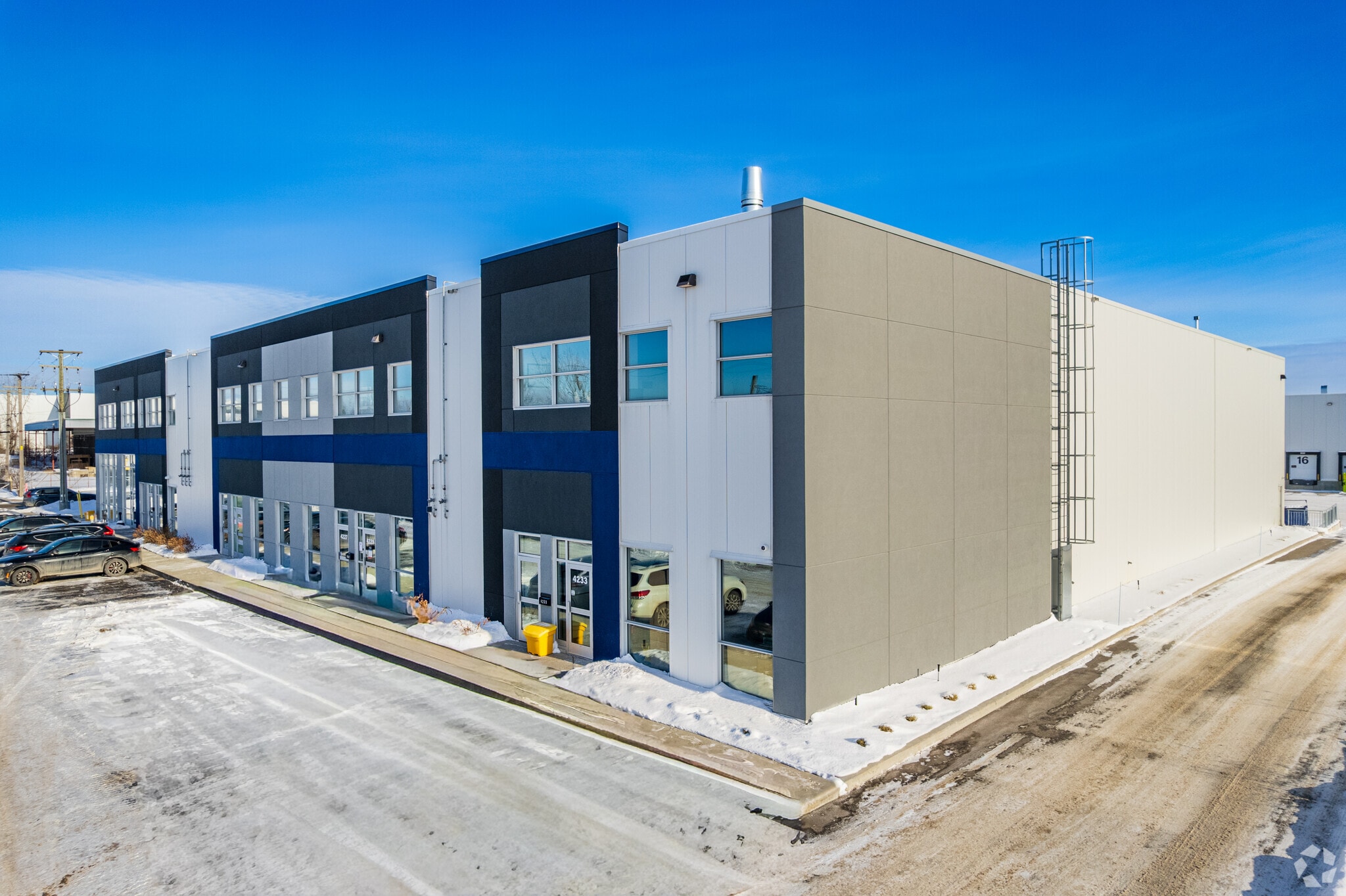 4177-4233 Rue Marcel Lacasse, Boisbriand, QC for lease Building Photo- Image 1 of 11