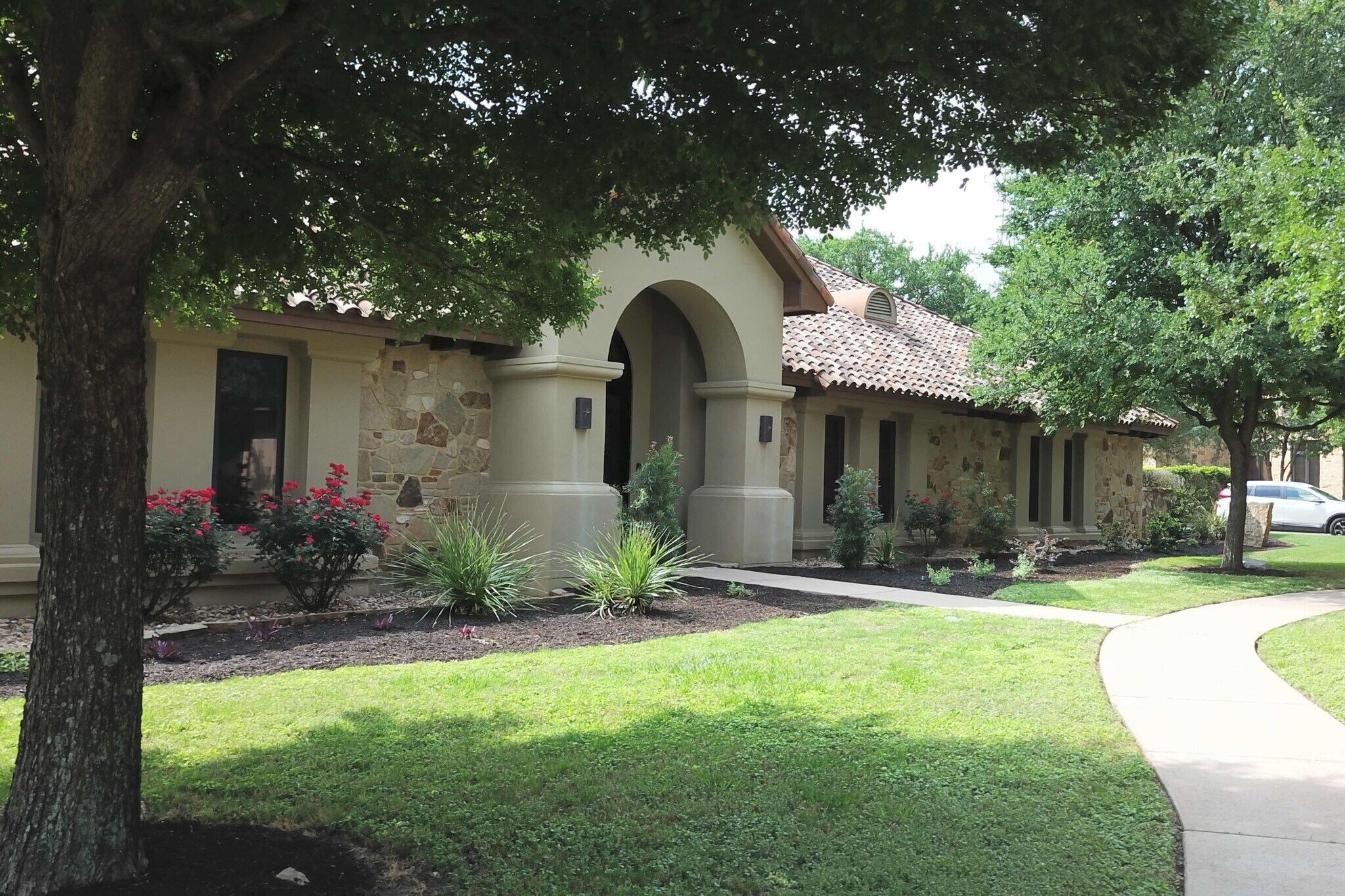 6618 Sitio Del Rio Blvd, Austin, TX à louer Photo du bâtiment- Image 1 de 10