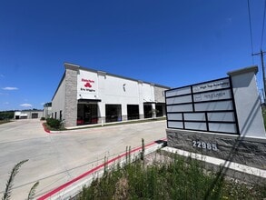 22985 FM 1314 FM 1314, Porter, TX for lease Building Photo- Image 1 of 1