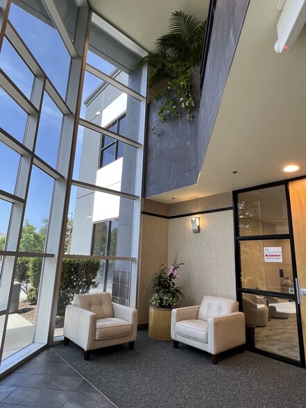 785 Orchard Dr, Folsom, CA for lease - Lobby - Image 3 of 30