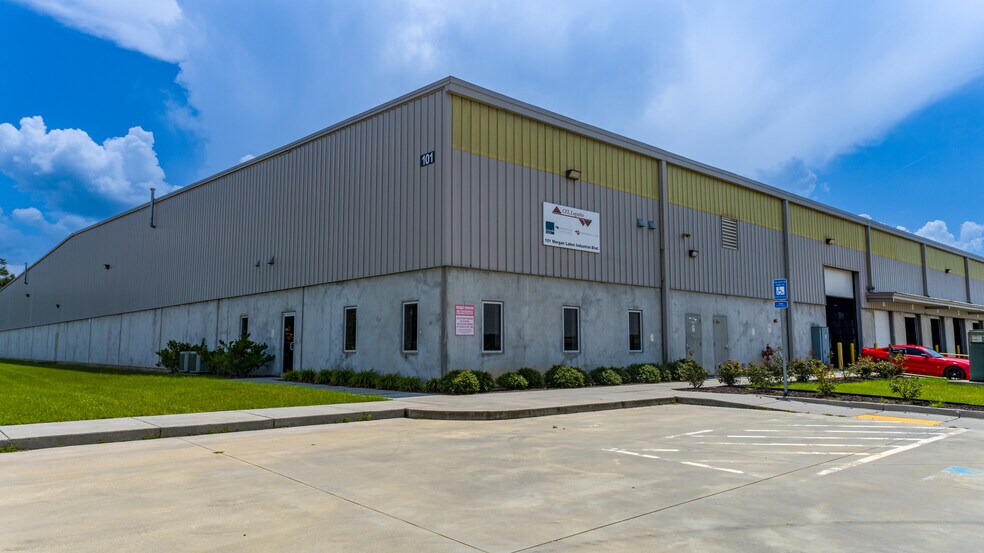 101 Morgan Lakes Blvd, Pooler, GA à louer - Photo du bâtiment - Image 2 de 11