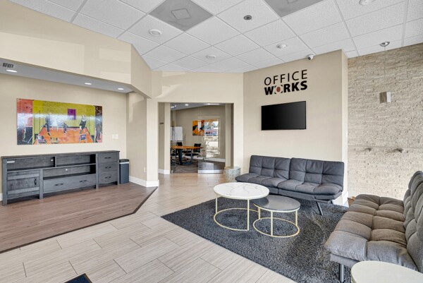 Plus de détails pour 5666 Seminole Blvd, Seminole, FL - Bureau/Commerce de détail à louer