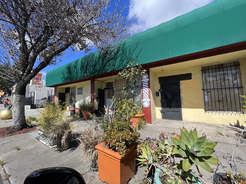 1733 W Florence Ave, Los Angeles, CA for sale - Building Photo - Image 1 of 1