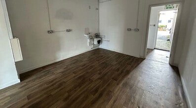 322 London Road Rd, Waterlooville à louer Photo intérieure- Image 2 de 4