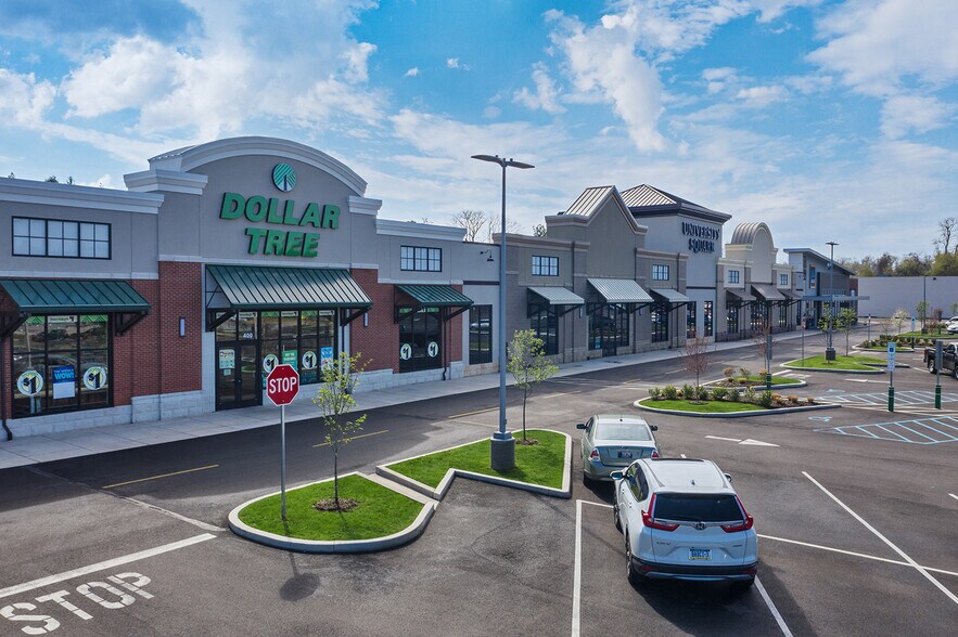 2830-2832 Gracy Center Way, Coraopolis, PA à louer - Photo du bâtiment - Image 3 de 15