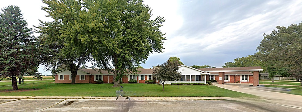 410 Spruce St, Albert City, IA for sale - Primary Photo - Image 1 of 2