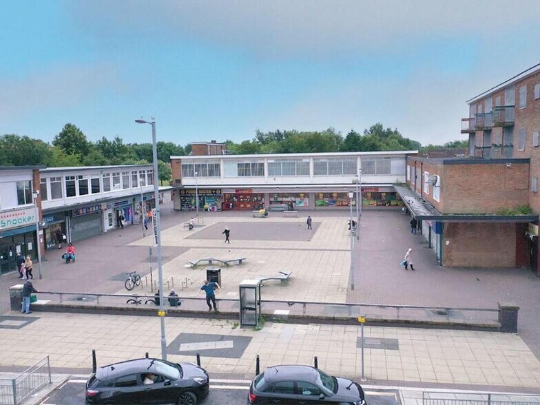 16-18 Marian Sq, Bootle à louer - Photo du bâtiment - Image 2 de 2