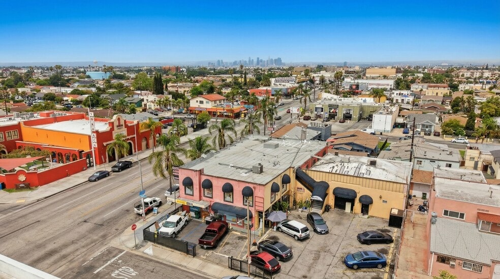 7514 Pacific Blvd, Huntington Park, CA for sale - Building Photo - Image 3 of 8