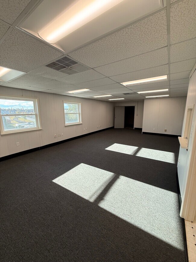 More details for 105 Brower Ave, Phoenixville, PA - Industrial for Lease