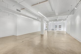 529-535 W 20th St, New York, NY for lease Interior Photo- Image 1 of 6