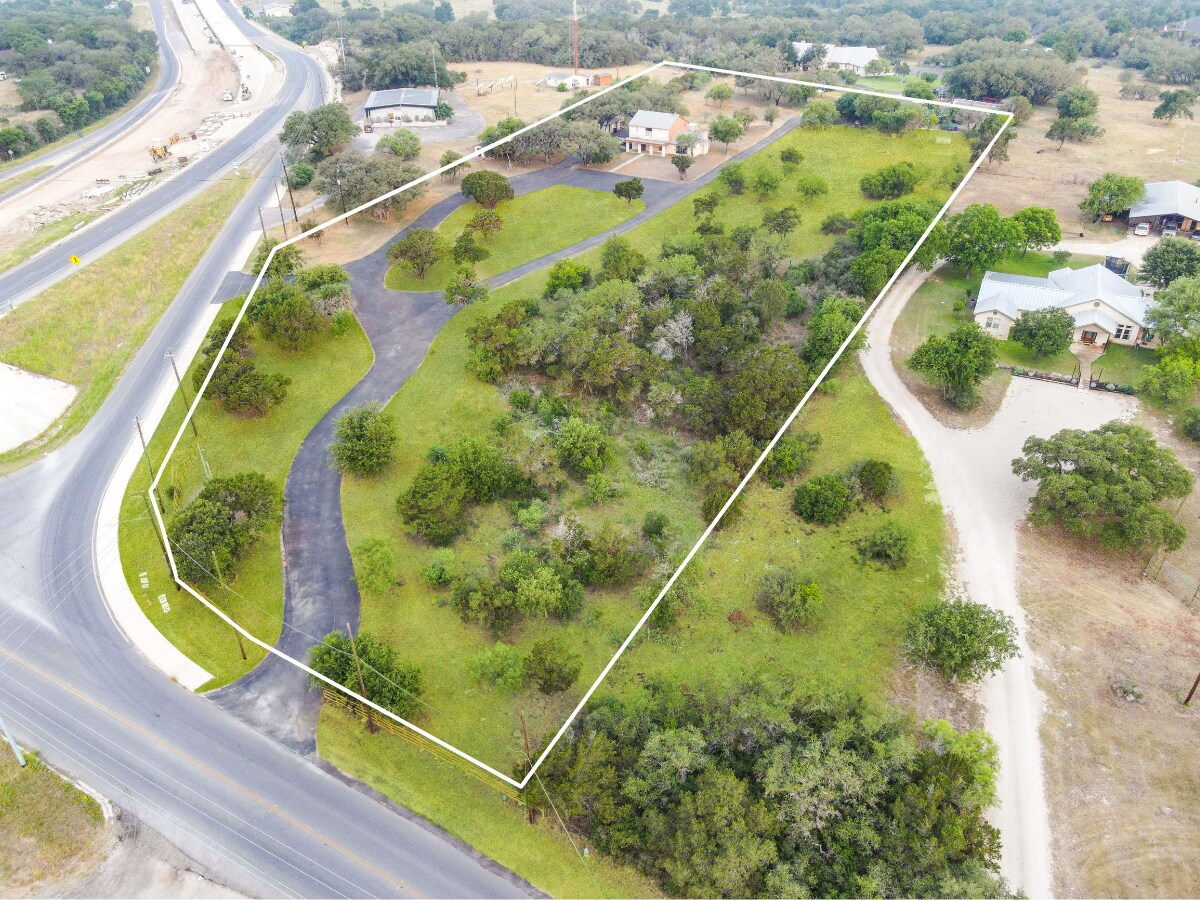 881 Rock St, New Braunfels, TX à vendre Photo du bâtiment- Image 1 de 1