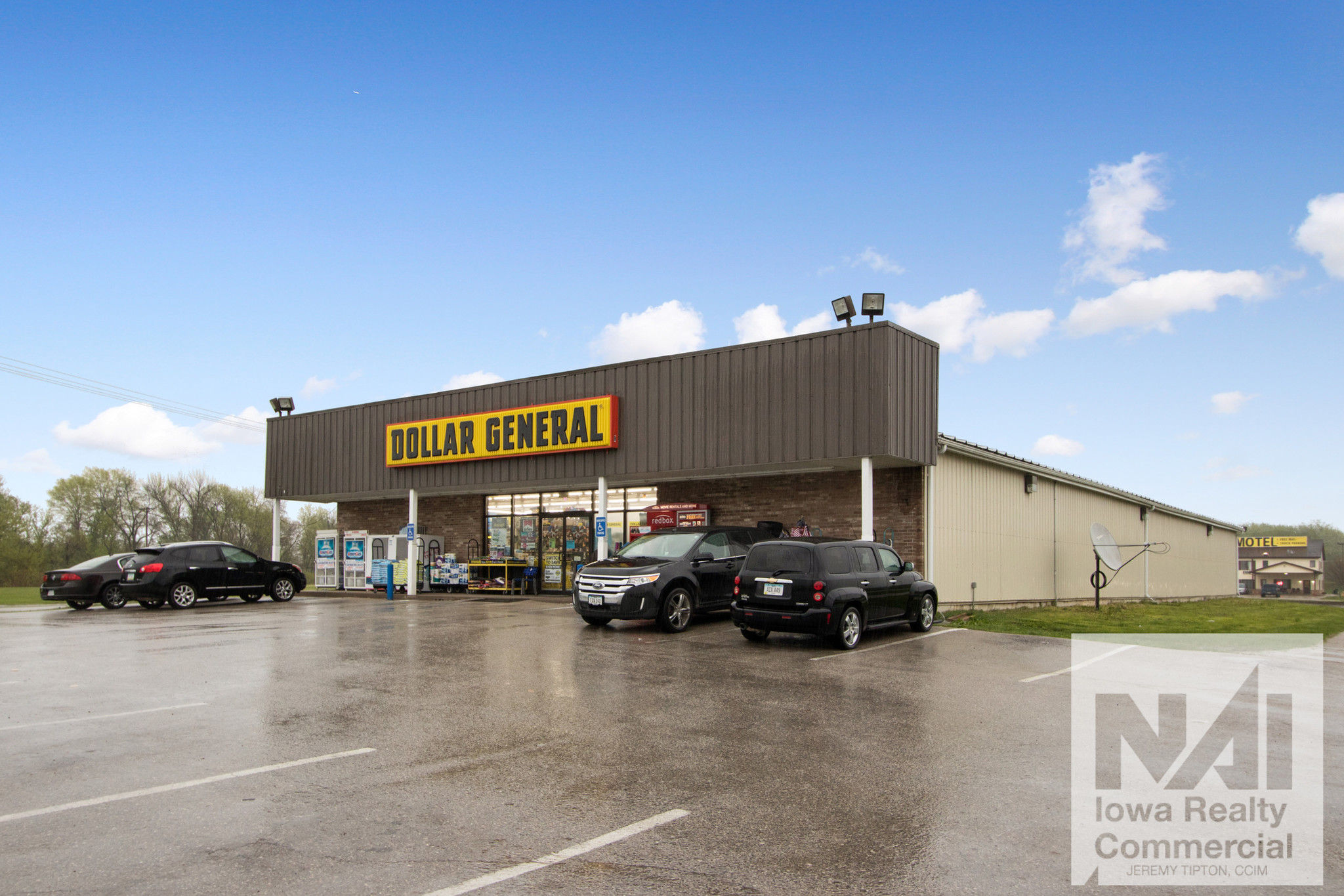 225 Colonels Dr, Columbus Junction, IA for sale Building Photo- Image 1 of 1