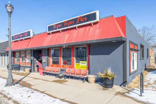 More details for 211-213 N Broad St, Griffith, IN - Retail for Sale