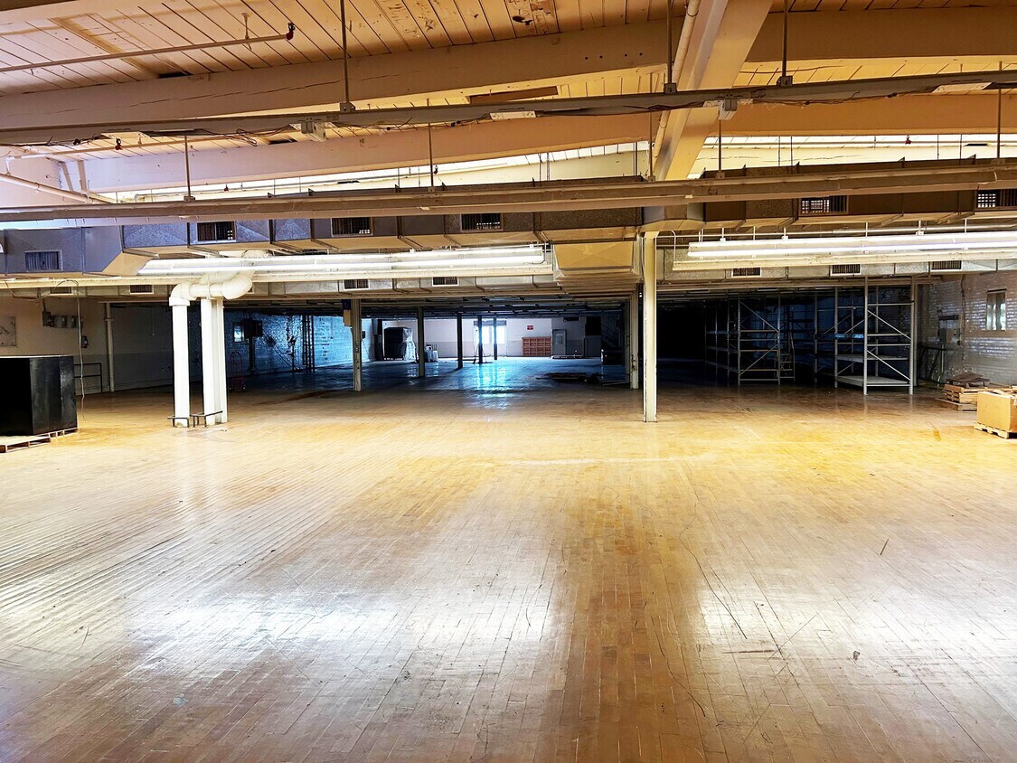 108 Rush St, Mount Holly, NC for lease Building Photo- Image 1 of 5