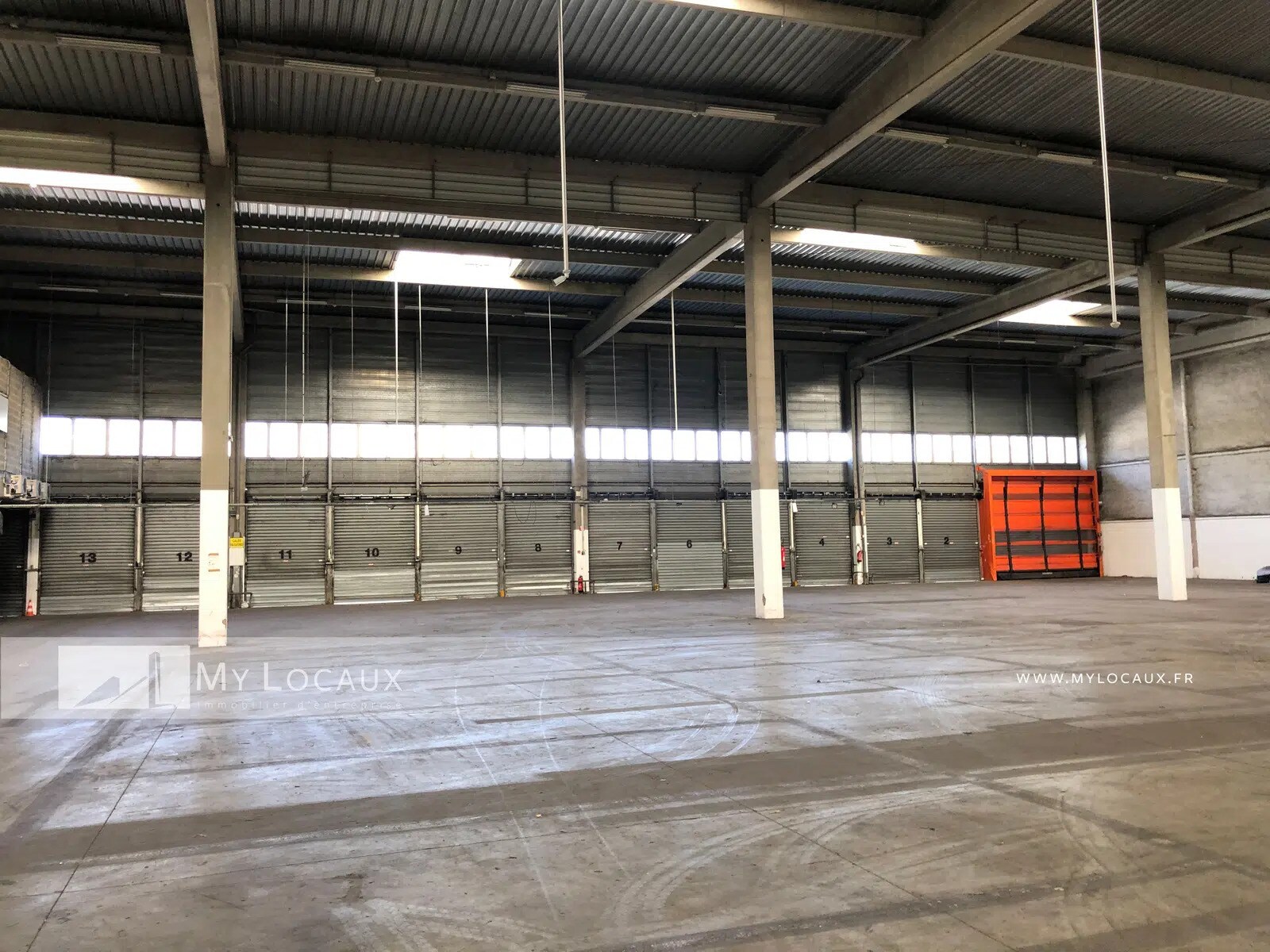 Industrial in Herblay-sur-Seine for lease Building Photo- Image 1 of 2